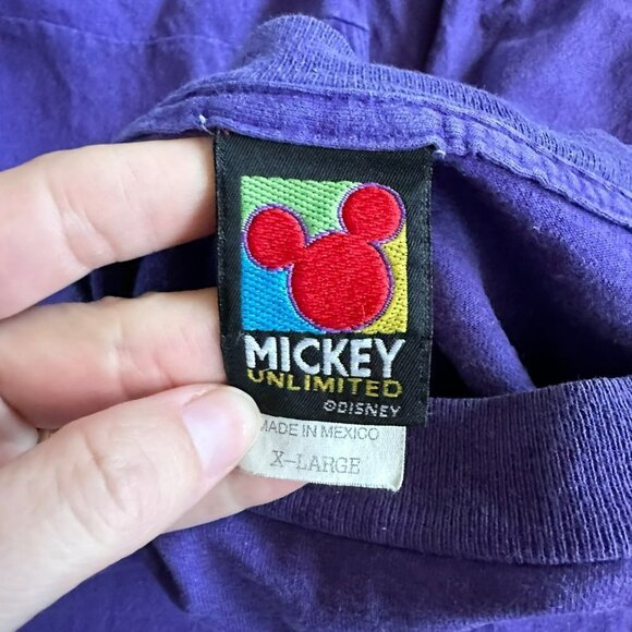 Disney Mickey Unlimited womens vintage embroidered  short sleeve t-shirt -XL - Picture 6 of 8
